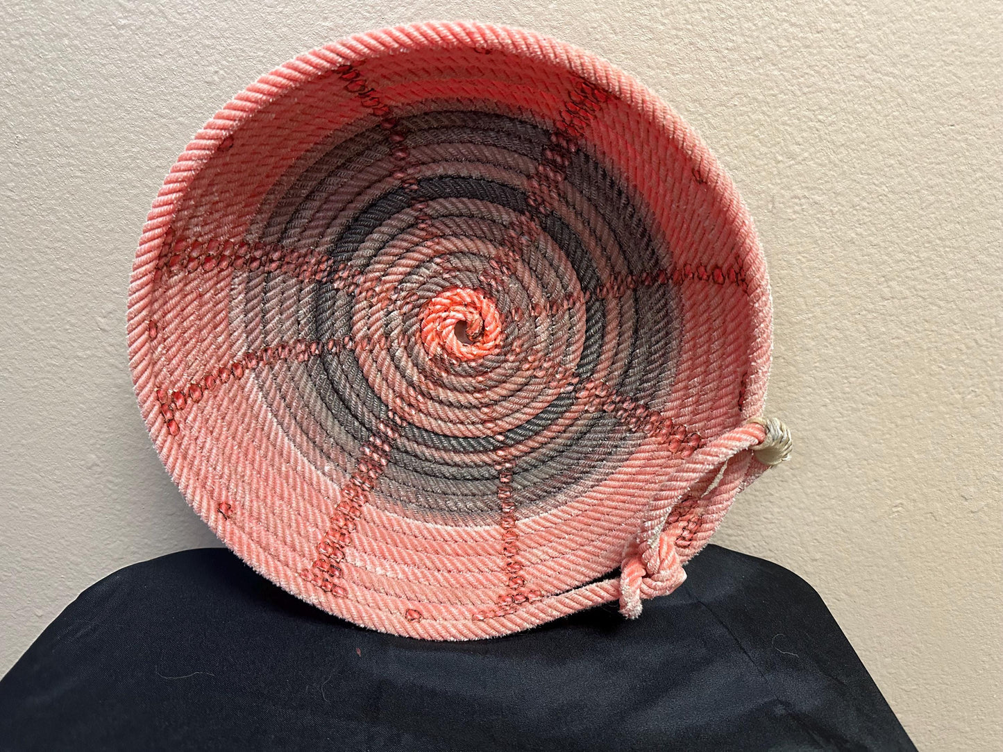 Z-4 lariat rope basket rusty orange