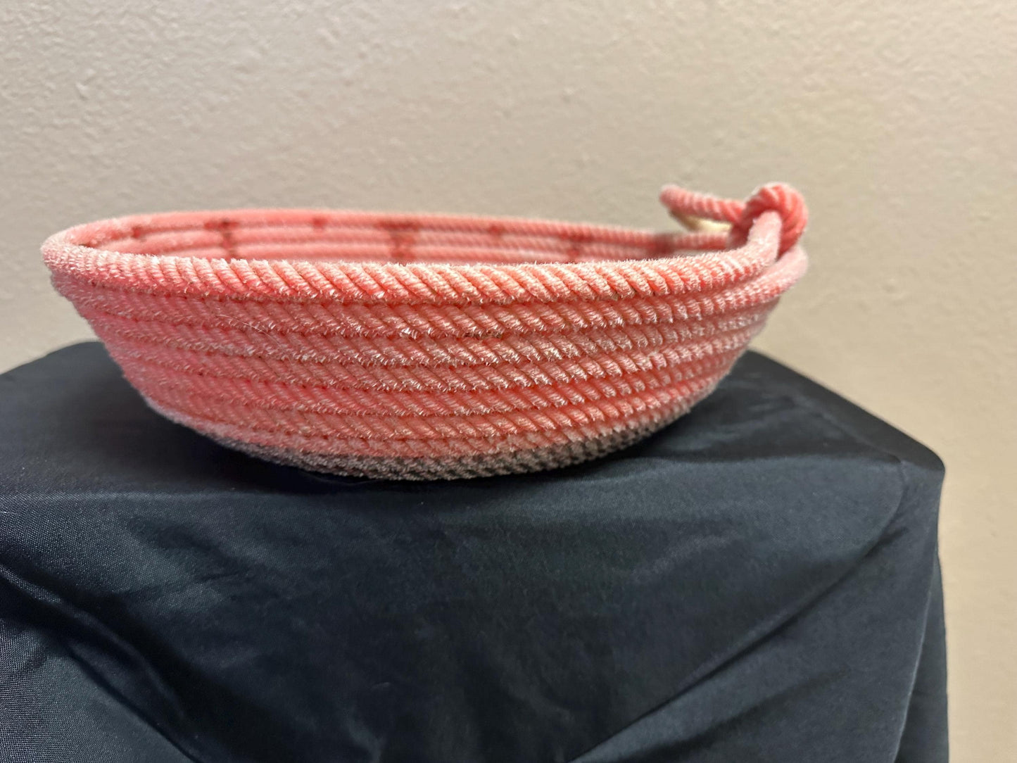 Z-4 lariat rope basket rusty orange