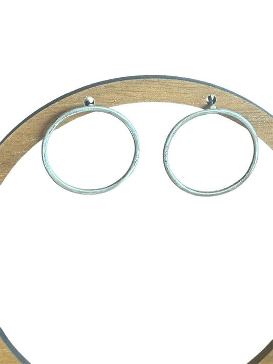 Circle post earrings, sterling silver open circle earrings , everyday earrings