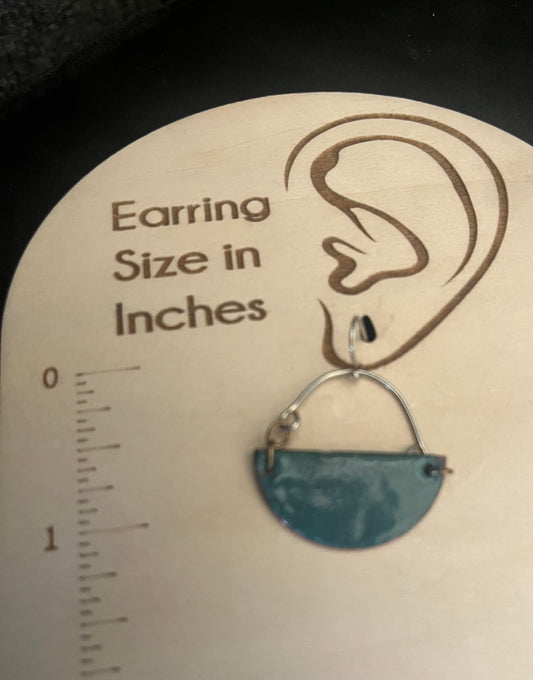 2-tone enameled art fair earrings
