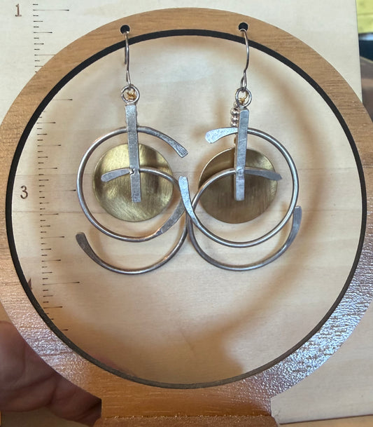 Wind & Wire – Kinetic Sterling Silver and golden brass Earrings