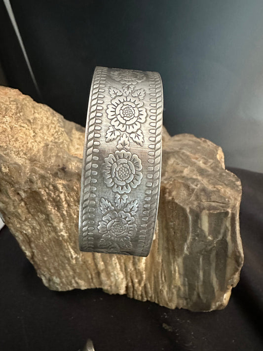 Western floral wide sterling silver cuff