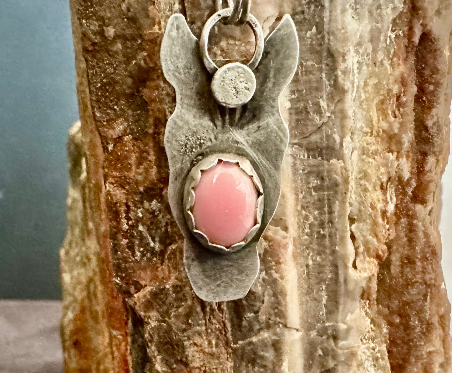 Silver Horse head pendant with stone